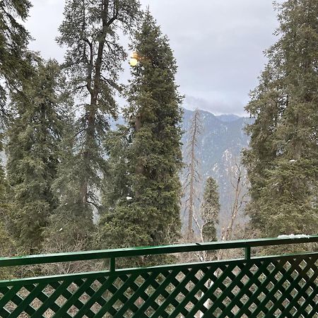 Umda Hotel Montana Nathia Gali Экстерьер фото
